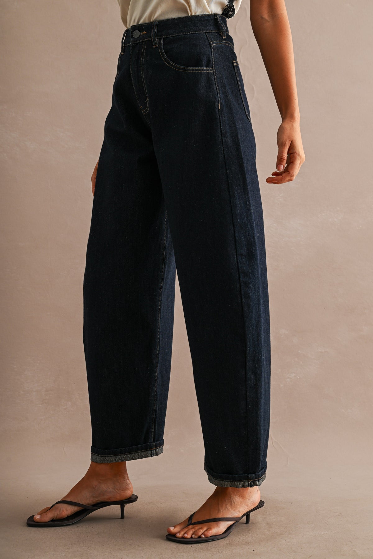 High-Waisted Contrast Stitch Barrel Jeans